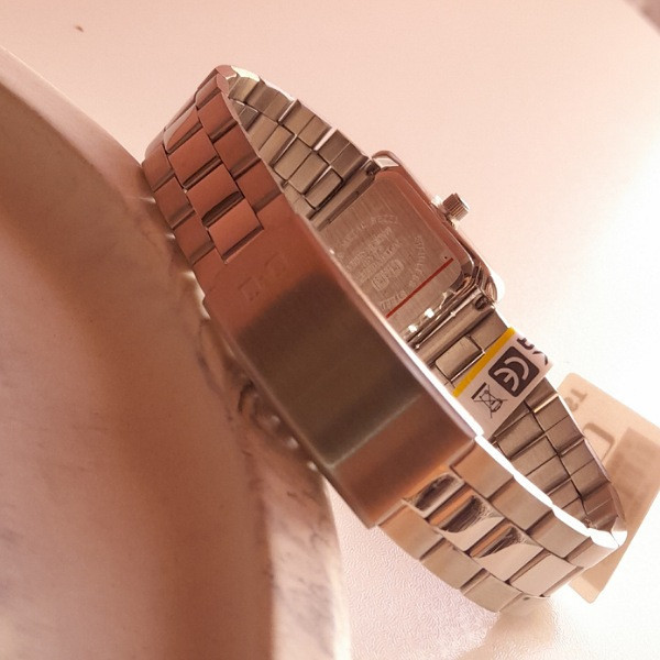 ساعت مچی عقربه ای زنانه کیو اند کیو مدل C69a_004py
